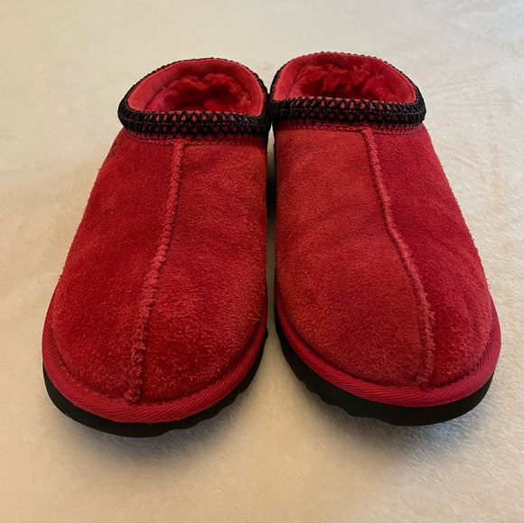 Uggs - size 5 kids (7 Womans) - Picture 7 of 15